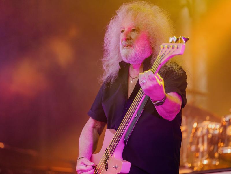 Barclay James Harvest feat. Les Holroyd (Classic Rock)